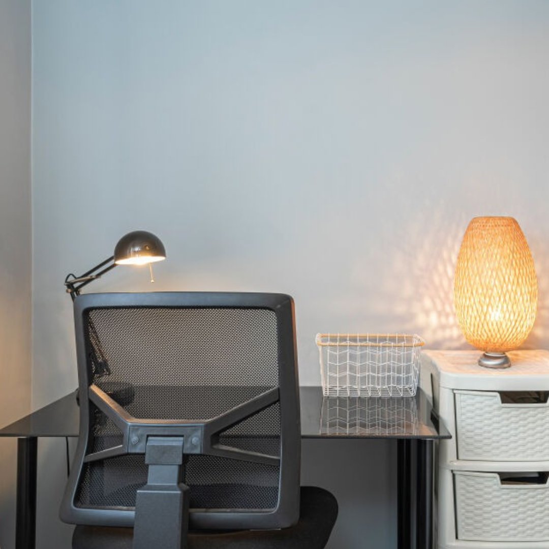 Who said simplicity was boring? Check out this elegant home in Chiswick, full of simple but beautiful designs and colours. 😍

If you're looking for a place to stay when you next visit #London, visit our website, there's #accommodation for every occasion. eu1.hubs.ly/H06vJTV0