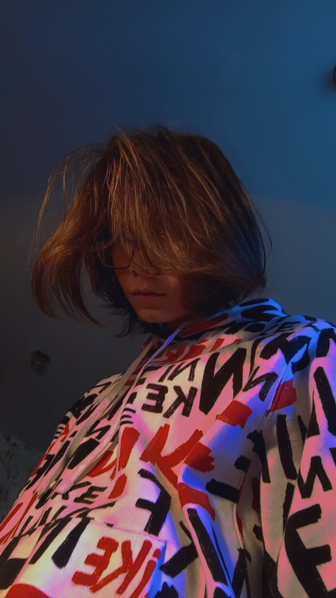 Хеллоууу👀❄️