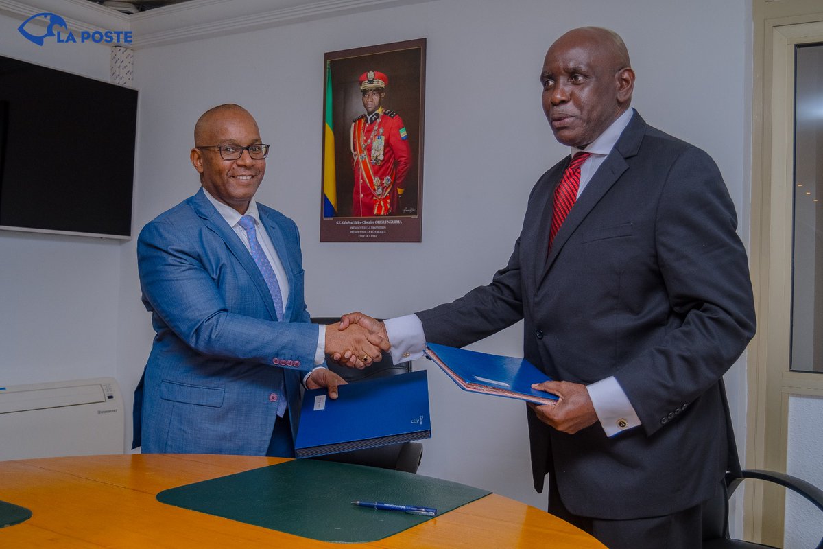 poste_sa's tweet photo. Le PDG de La Poste SA, Jean Éric RAYNARD NDAMA, et le Président de PAY REM GROUP, André BOUASSA, ont tout dernièrement matérialisé leur convergence d’intention dans le développement de produits et services financiers à forte valeur ajoutée, par la signature d’un MoU.
#Gabon https://t.co/qVGu4UwfGg
