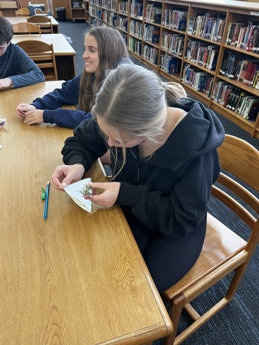 Mrsrawlsfanning's tweet photo. Special thanks to @ECGLibrary who puts on Maker Mondays weekly &amp; this week it was on German Bells,this tied in beautifully with my AP HuG Unit 3 Culture. My students loved this !@ecghighschool @LCSEDU ❄️🔔🌏🛷🎁❄️ https://t.co/ozyZcAVxHb