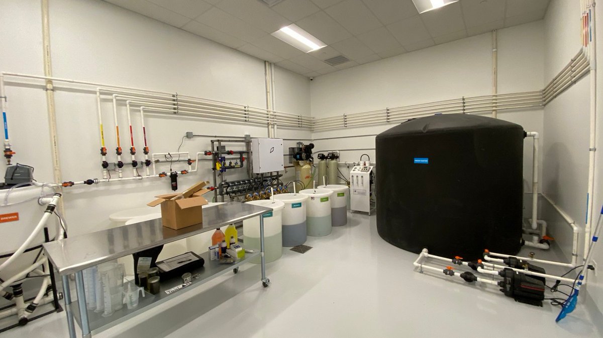 We're itching to get to work! Step inside our state-of-the-art headhouse, where passion meets precision.

#NJGrown #QualityFirst #LocallySourcedGreens