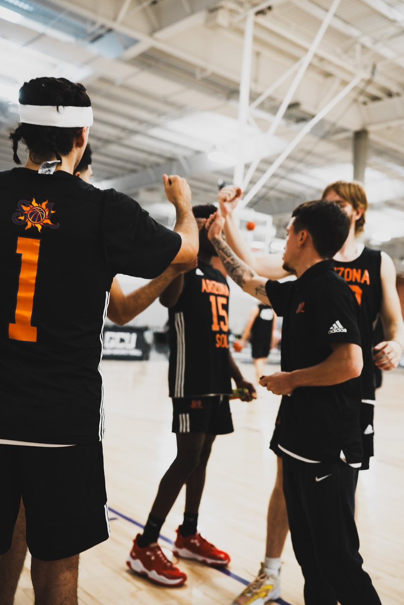 AzSolBasketball's tweet image. Players of the 2nd game:

@peyton_J_smith: 18pts/ 3ast/ 2reb/ 3st
@Tyhelms77: 10pts/9ast/3st/2reb
@Deloading3: 23pts/2ast/4reb
@ccollins0016:20pts/12reb/2ast
@NiklasRuebe:6pts/ 6reb/ 2blk

@Coachjay0524 @hoops_scout11 @coachflannigan_