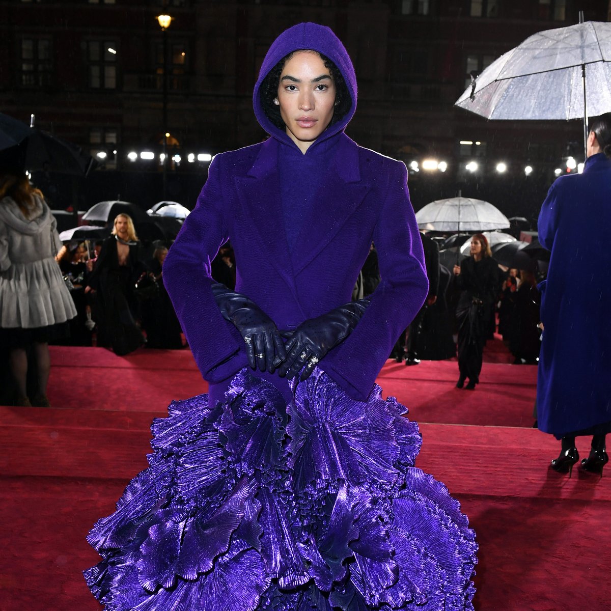 marieclaireuk's tweet photo. POV: you're attending the BRITISH #fashionawards so elevating your outfit to accommodate for the rain is a must☔🇬🇧
#EllieGoulding #MetteTowley #AwengChuol https://t.co/U2UAsvSlA7