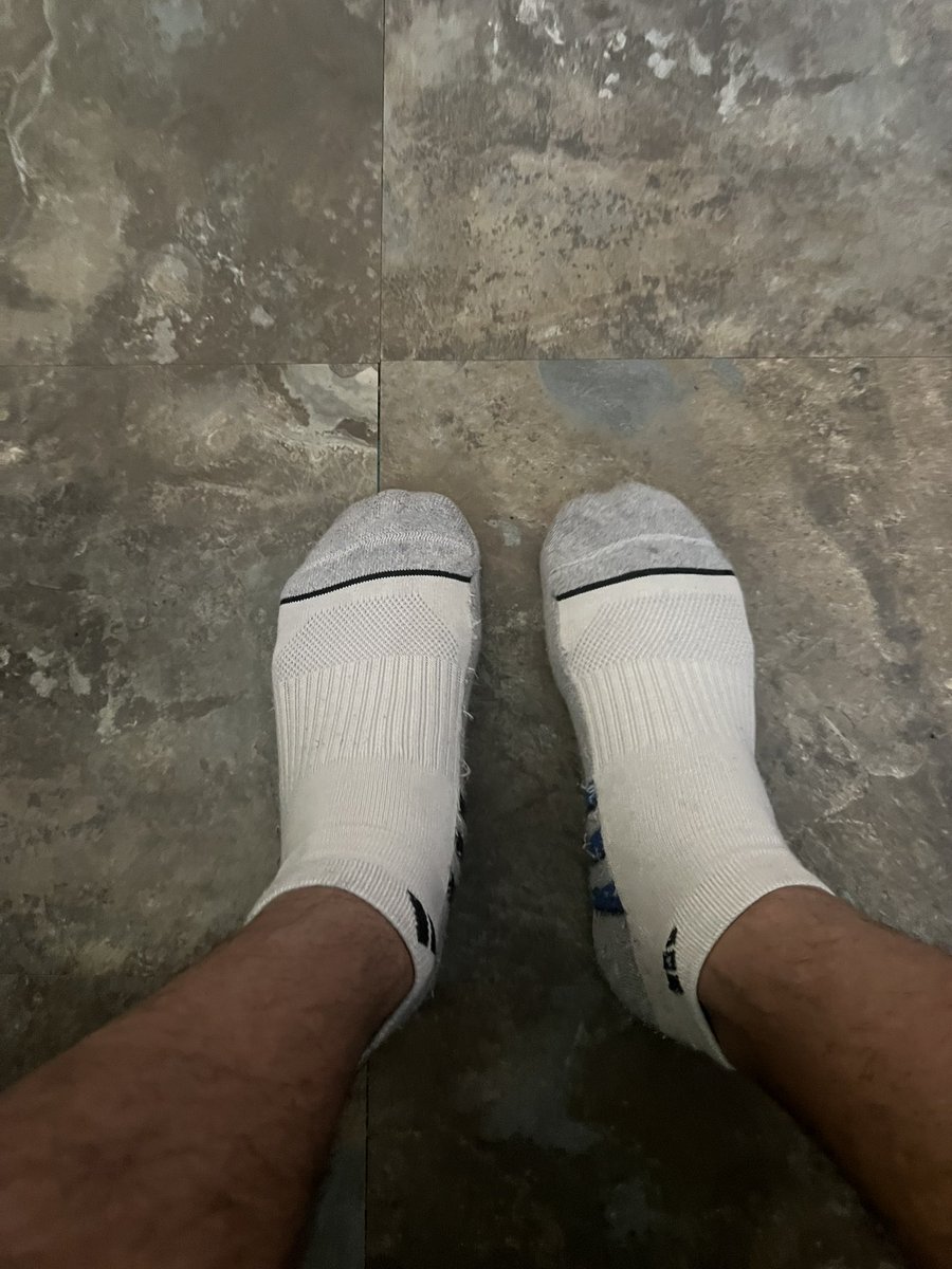 MasterJonas2024's tweet photo. Feeling very lazy today I need someone to pay for my lunch and other stuff I need , dm if you need a master https://t.co/PjDLXinJJc