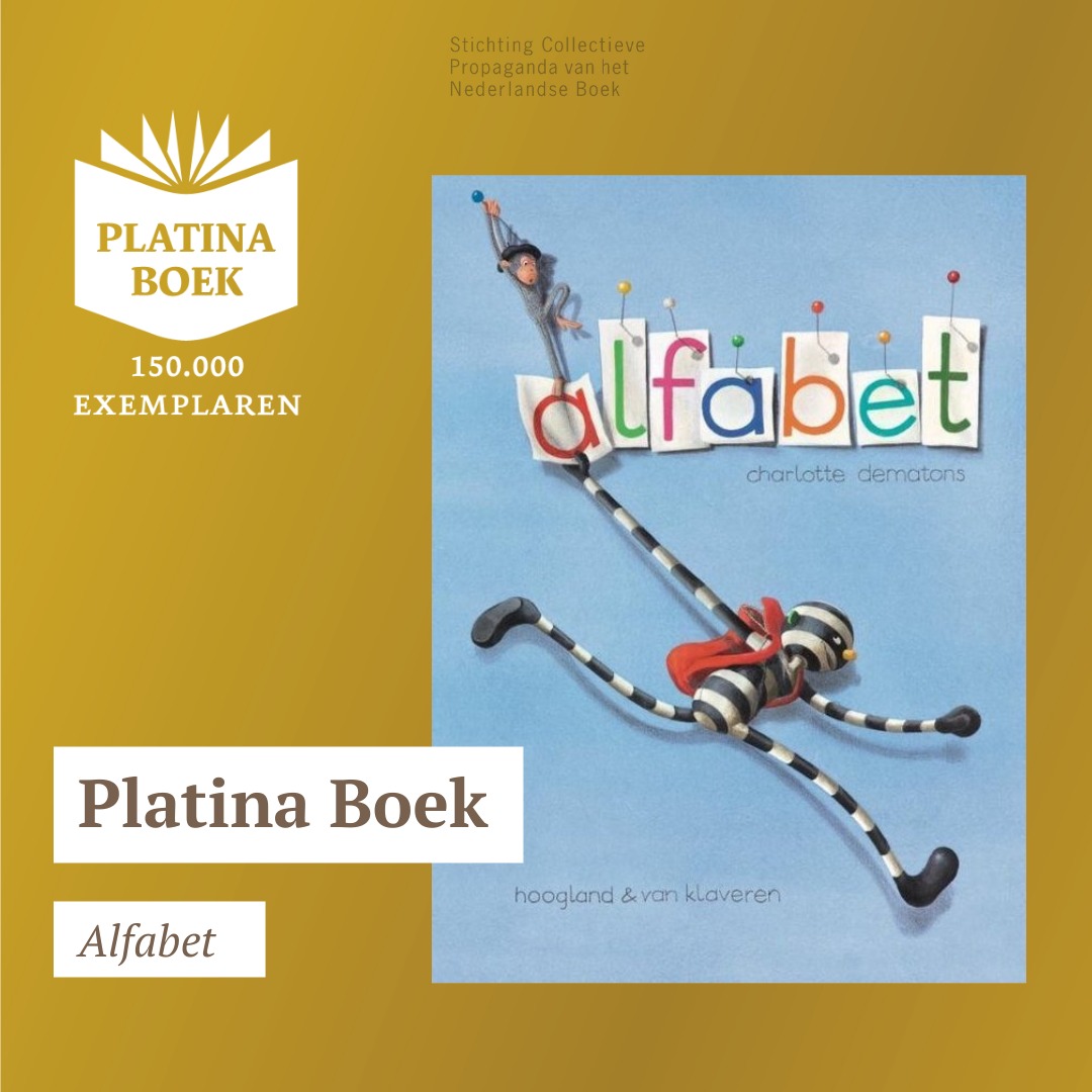 Vanavond is Alfabet (<a href="/hvkuitgevers/">HooglandVanKlaveren</a>) van Charlotte Dematons bekroond met een Platina Boek - de eerste keer voor een kinderboek! Dematons werd verrast met de unieke oorkonde in de uitzending van <a href="/khalidensophie/">khalidensophie</a> op <a href="/NPO1/">NPO 1</a> . Lees meer: cpnb.nl/nieuws/platina…