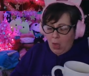 I'm at my prettiest when eating bugs to raise money for the children! Doesn't this picture make me look cute?!

twitch.tv/cupcaketattooed

donate.tiltify.com/5e439ea6-5eeb-…