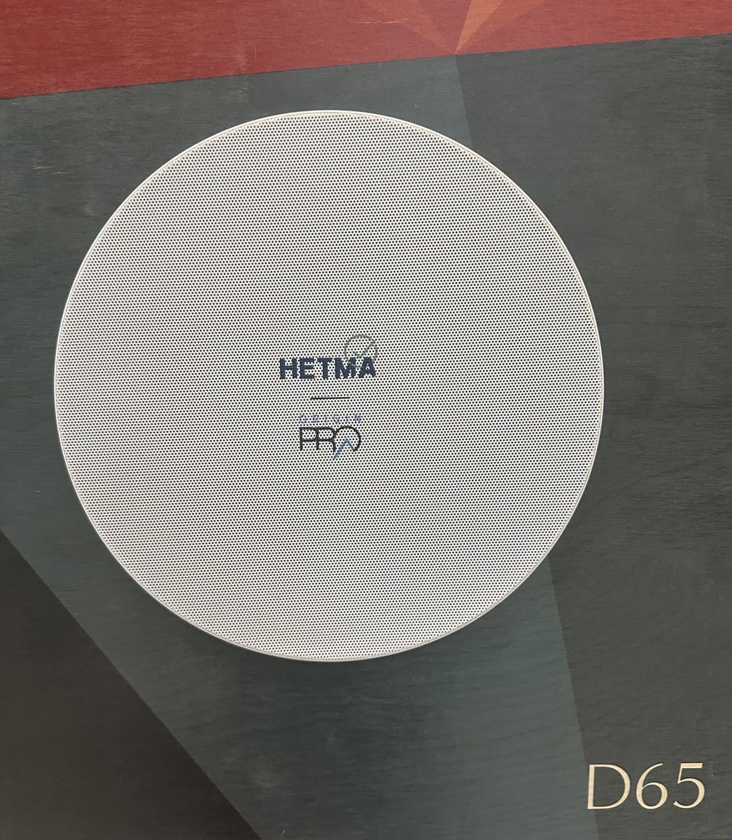 HETMA_org's tweet photo. Spotted at @DSEShow… Looking good @OriginAcoustics!
✅ #HETMAApproved
#highered #edtech #avtweeps #higheredav #hetma @higheredav #proav #audio #proaudio #speakers #loudspeaker
📸: @JweaverStarin https://t.co/EW30Cx7dkO