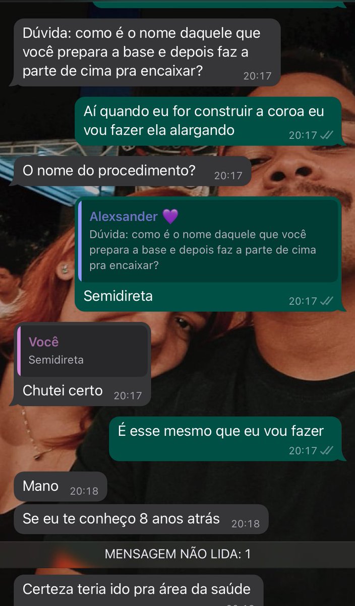 lanatomia's tweet photo. eu sou dentista, certo? e depois que me formei sempre me relacionei com dentistas pq acho mais tranquilo encontrar afinidade com gente da mesma área.. aí que meu namorado é contador e tudo pra ele é novidade. 

trago ibagens do diálogo sobre meu dia com o queridão: https://t.co/0uACwQKrKX