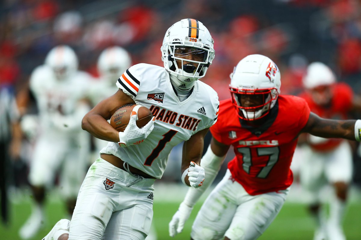 Luke Ullrich (@ullrich_luke) on Twitter photo Filled with gratitude to have been offered a D1 scholarship to Idaho State University!!!!!! <a href="/CoachJT_ISU/">Coach Jake Thomas</a> <a href="/CodyHawkins/">Cody Hawkins</a> <a href="/AlaimaloNick/">Coach Nick Alaimalo</a> <a href="/CHHS_FOOTBALL/">CHHS Football</a> <a href="/Coach_JSnyder/">Jeremy Snyder</a> <a href="/_Jerry_Edwards/">Jerry Edwards</a> Filled with gratitude to have been offered a D1 scholarship to Idaho State University!!!!!! <a href="/CoachJT_ISU/">Coach Jake Thomas</a> <a href="/CodyHawkins/">Cody Hawkins</a> <a href="/AlaimaloNick/">Coach Nick Alaimalo</a> <a href="/CHHS_FOOTBALL/">CHHS Football</a> <a href="/Coach_JSnyder/">Jeremy Snyder</a> <a href="/_Jerry_Edwards/">Jerry Edwards</a>