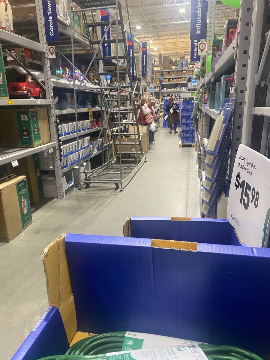 oldakaka's tweet photo. Taking a sneak peek at my Team Down stacking!!!! Waoo we are selling everything!!! Let’s go Team 0691 . ⁦@ginogilberto⁩ ⁦@DCT0813MD⁩ ⁦@BenitoKomadina⁩ https://t.co/ypy3mPGCI2