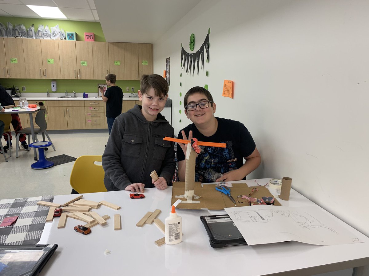 STEMwithDrHume tweet media