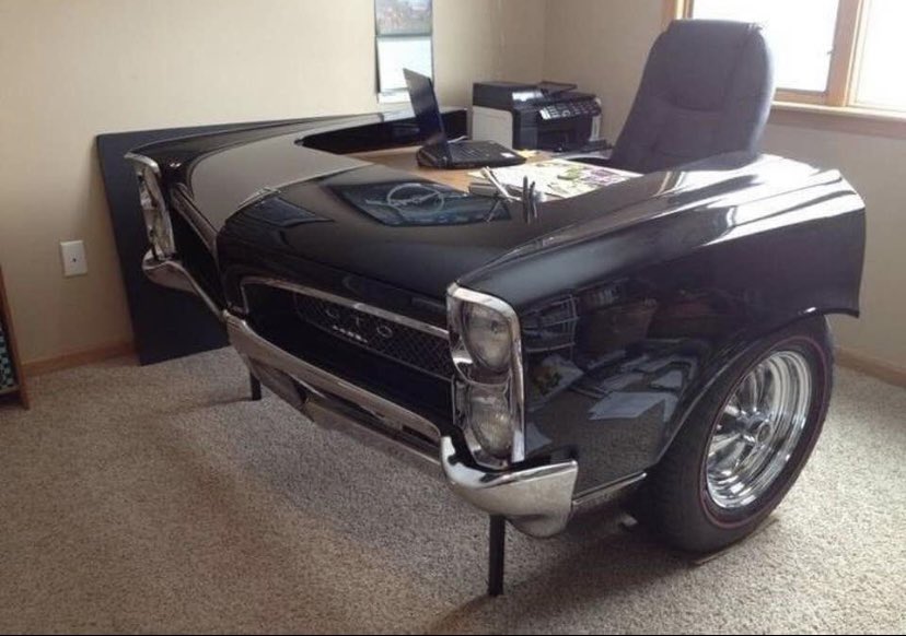 magoverdrive's tweet photo. US:  A Pontiac Tempdesk?  😁  
GTO:   No you didn't!

GET IN!!!  https://t.co/GBwJ4PFxoi

If it's your photo, let us know and will give credit. https://t.co/qd4MSoUpbL