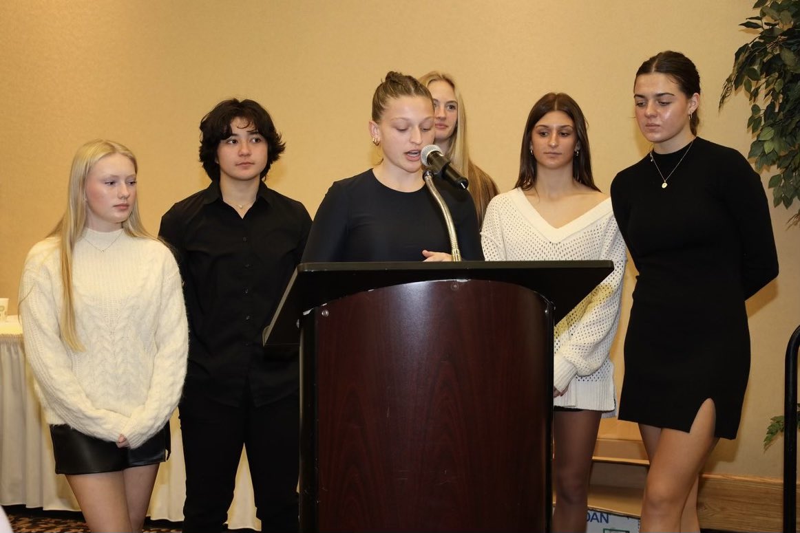 Avonworth Girls Soccer tweet media