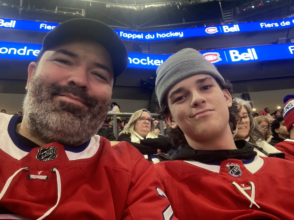 sylvain_loyer's tweet photo. #habselfie #GoHabsGo 
Go Habs Go !!! https://t.co/37QPhRODyb