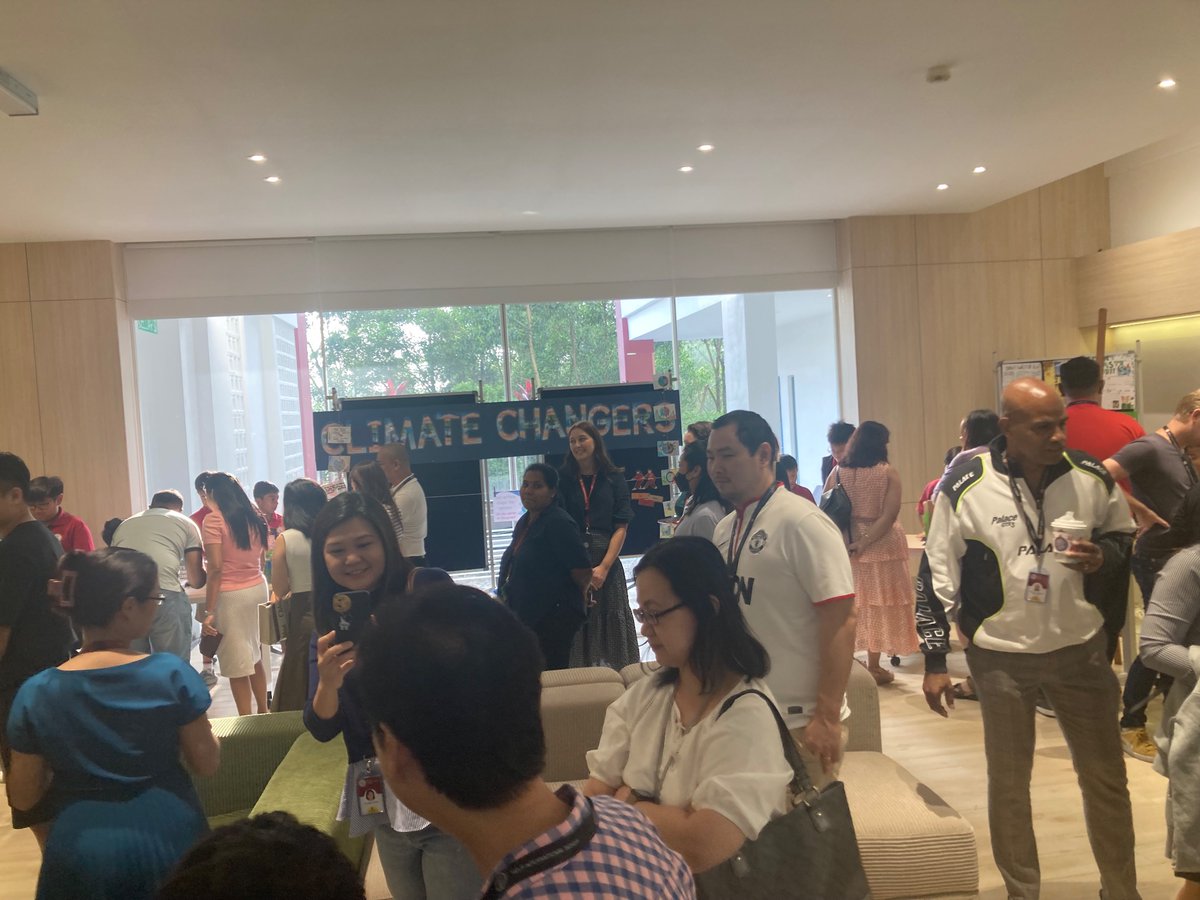 MrDanKL's tweet photo. There is a real buzz in the air at the Year5 ‘Climate Changers’ Exit Point this morning. The students are presenting their learning process to our parent community. @The_IPC #HIS_learning https://t.co/ToJWpL3kqU