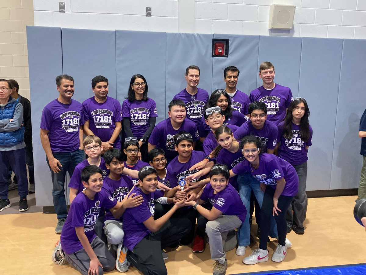 Van Hoosen Middle School tweet media