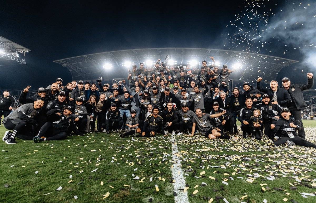 LAFC's tweet photo. The phrase on the players’ lips after the game was, “One more.”

✍️ Best In the West (Again)
🔗 https://t.co/9JAKQjzdH8 https://t.co/vBhfnPHDUA
