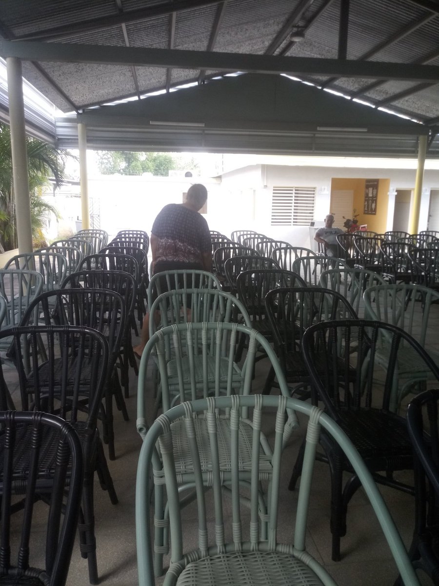 CAvilmat's tweet photo. Preparándonos en #Avilmat para celebrar mañana el Acto Provincial por el Día del Constructor.
@PaulinoPrezVie1 https://t.co/M7hiZMozqH