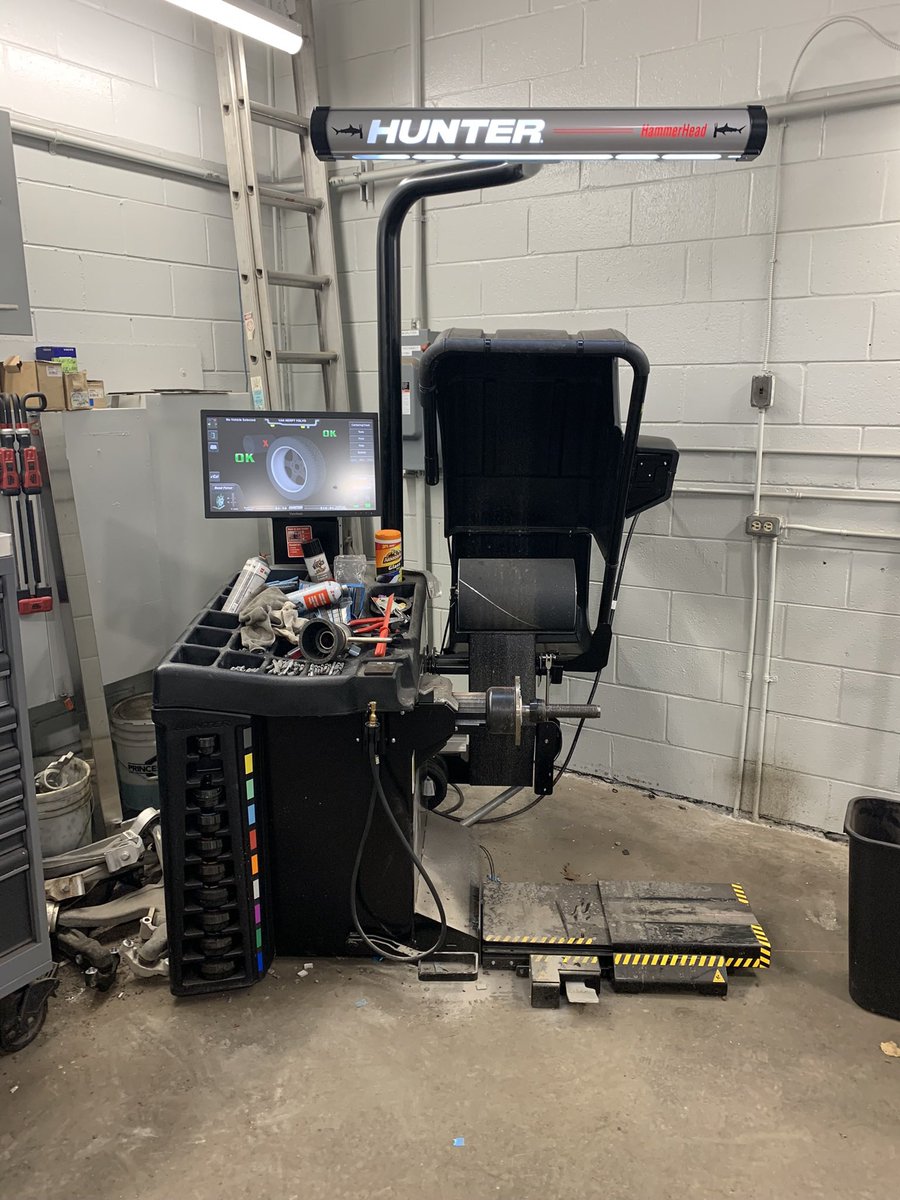 AmscSolutions's tweet photo. Congratulations!….and a huge thank you to the Van Herpt family and their Parts and Service Manager, Devin Milks-Wendt, of Van Herpt Motors - Volvo in Kingston. #wechoosehunter #roadforce #roadforceelite #balancer #amscsolutionsinc https://t.co/JlDUFn4mAw