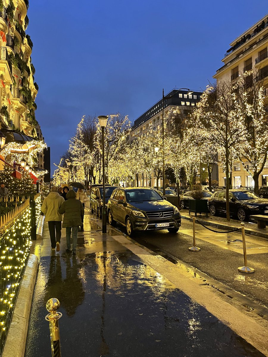 Yves Pozzo di Borgo tweet media