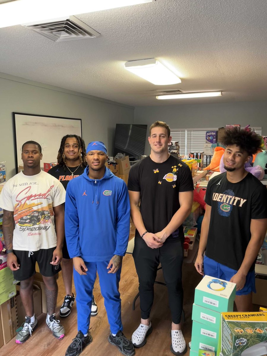 Dijon Johnson (@dijonjohnson13) on Twitter photo Great day to spread holiday cheer with @gainesvillejuniorleague in preparation Miracle on Main Street! My teammates and I got an opportunity to sort gifts to make sure every gift find its rightful home. gainesville.jl.org/miracle-on-mai… <a href="/FL_Victorious/">Florida Victorious</a> #FVFoundation Great day to spread holiday cheer with @gainesvillejuniorleague in preparation Miracle on Main Street! My teammates and I got an opportunity to sort gifts to make sure every gift find its rightful home. gainesville.jl.org/miracle-on-mai… <a href="/FL_Victorious/">Florida Victorious</a> #FVFoundation