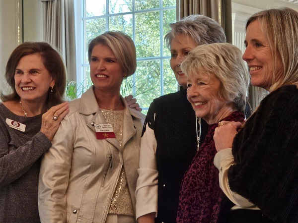 McCoyforJudge's tweet photo. Life  has been busy, but I was able to attend the Fort Worth Republican Women  Christmas luncheon last Friday.  Wonderful ladies who work hard for  liberty. https://t.co/HNqHLg8Tnn