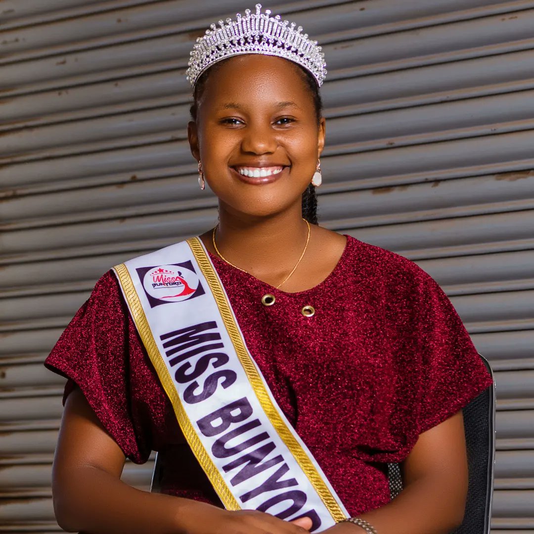 Ladies and Gentlemen,the Queen of the land of Oil.. Kobusinge Stella Abwooli Miss Bunyoro 2023-2024.
<a href="/Bunyoro_Kitara/">Bunyoro-Kitara Kingdom</a> <a href="/kisa_ug/">Kitara Student's Association</a> <a href="/SpiceFMHoima/">SpiceFM 89.9 Hoima</a> <a href="/fmkabalega/">106.9 Kabalega FM</a> <a href="/ValenAggrey/">Mayor Aggrey Akiiki</a> <a href="/BunyoroKitaraUS/">BunyoroKitara</a> @bunyorokitarauk