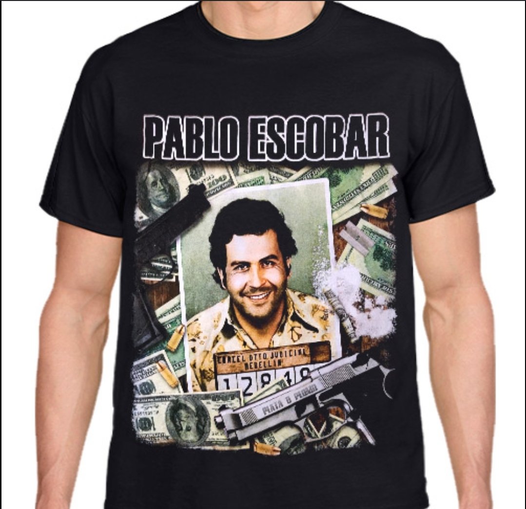 josebisonte's tweet photo. @MariaFdaCabal @PalomaValenciaL 
Qué tal un proyecto de ley que prohíba la comercialización de cualquier tipo de productos con la imagen de este terrorista y asesino? Duele ver cómo se volvió una moda. Tanto daño nos ha hecho y la gente ya no lo recuerda https://t.co/kpUfFm5mPY