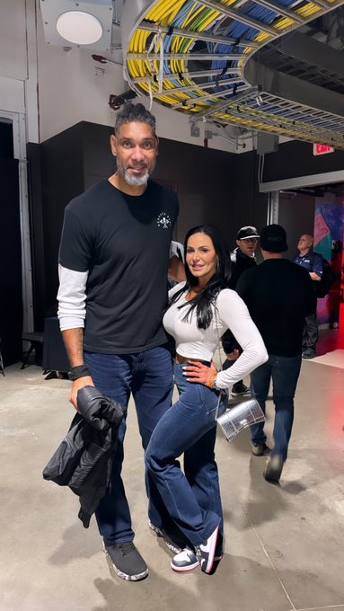 Great fights at #AustinUfc thank u for having me @danawhite @ufc ❤️ and i met the Big Fundamental 🙌🏻<a href="/tag/austinufc"class="tags">#AustinUfc</a>