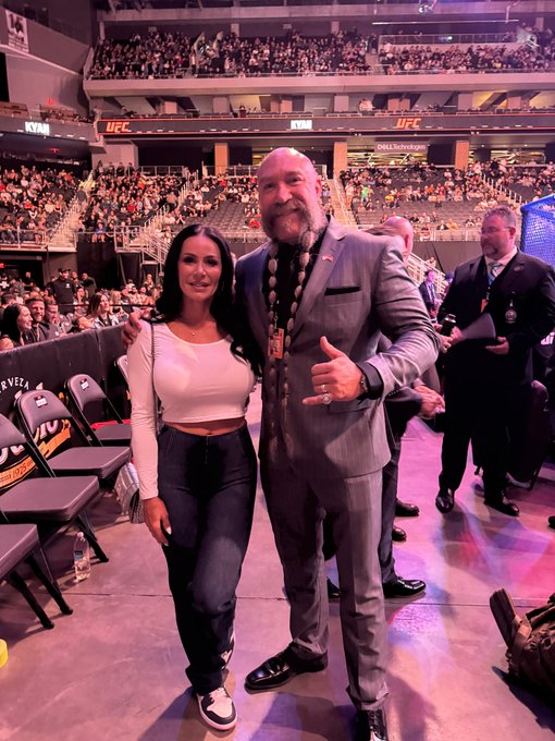 Great fights at #AustinUfc thank u for having me @danawhite @ufc ❤️ and i met the Big Fundamental 🙌🏻<a href="/tag/austinufc"class="tags">#AustinUfc</a>