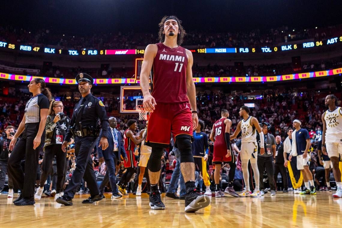 HeatNationCom's tweet photo. Jaime Jaquez Jr. has been named the Eastern Conference Rookie of the Month for games played in October and November 🔥 https://t.co/lraRz2ND7K