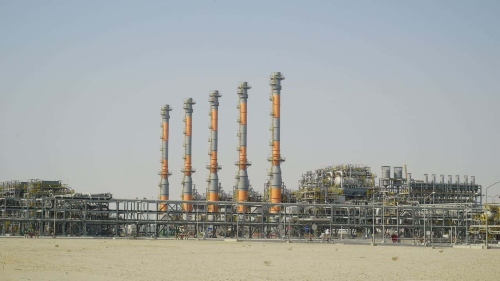 HydrocarbonProc's tweet photo. Kuwait's al-Zour refinery now fully operational
Read More: https://t.co/tVsuekM97W
#Kuwait #KIPIC
#alZourrefinery https://t.co/YDKEgn2z10