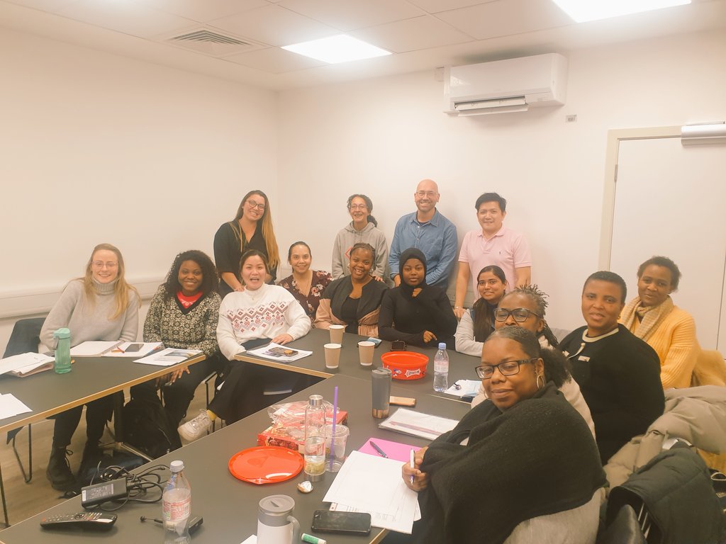 Today we celebrate the last day of our older persons accredited course @KingsCollegeNHS well done to Nigel and Emma what a fabulous course and well done to those who presented. @CarterTreacle @helenf_1 @felicia_kwaku @yamu_njie