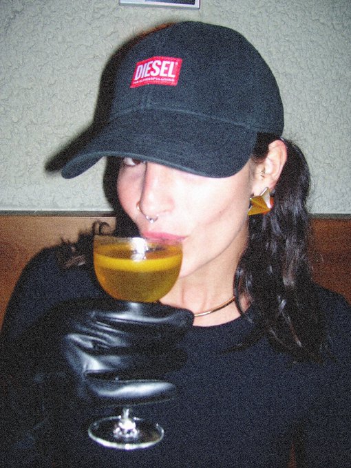 💛 https://t.co/7n74FxKqpO 🍸 https://t.co/PhXm7oI6Bo