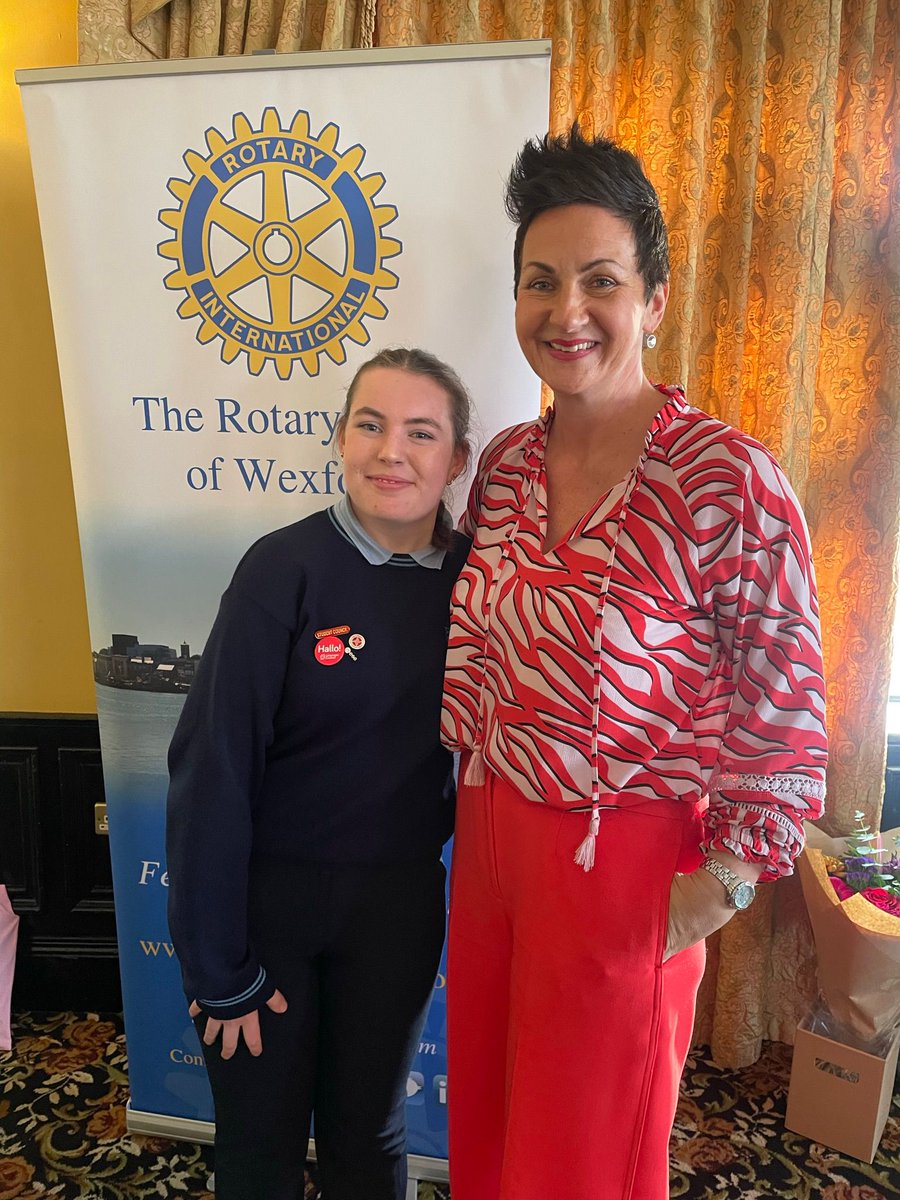 Celebrating the Rotary Youth Leadership Awards journey! From the 1995 winner to the 2023 champion! Delighted that Louise Byrne @Ramsgrange_CS  will represent the @rotarywexford  at Euroscola in Strasbourg next year. 
The legacy of leadership continues! #RYLA #LeadershipJourney