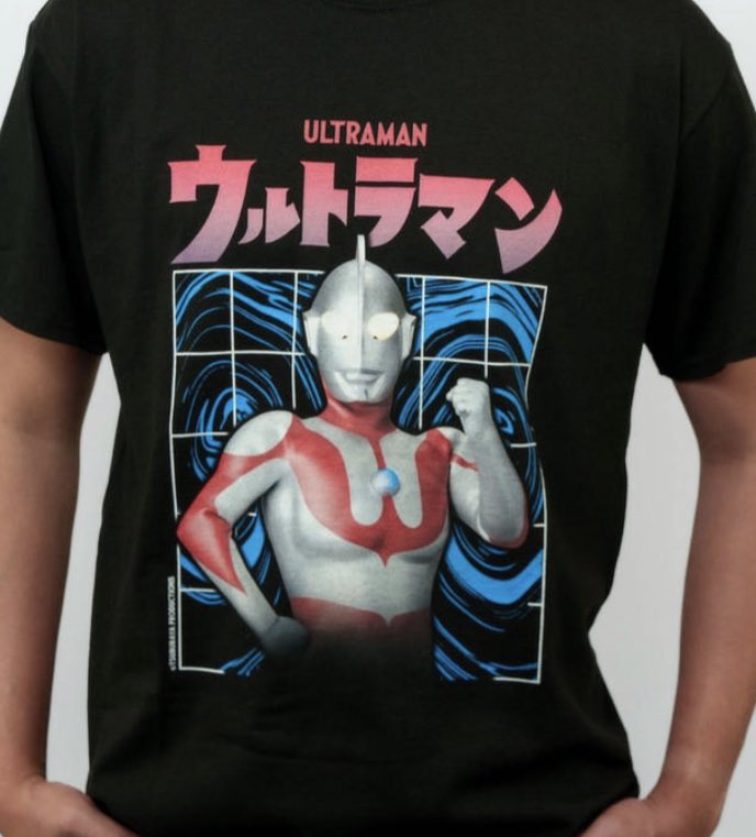 Klenda_V's tweet photo. NOW THAT IS HOW YOU DESIGN A SHIRT, these look INCREDIBLE https://t.co/GBMpDrphUd