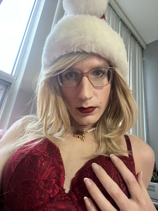 Melody is going LIVE now 😇 on #chaturbate   https://t.co/v8aqGAPyZj  #sissy #trans #crossdresser #shemale<a href="/tag/chaturbate"class="tags">#chaturbate</a><a href="/tag/sissy"class="tags"><span>#sissy</span></a><a href="/tag/tgirl"class="tags"><span>#tgirl</span></a><a href="/tag/trans"class="tags"><span>#trans</span></a><a href="/tag/shemale"class="tags"><span>#shemale</span></a><a href="/tag/crossdresser"class="tags"><span>#crossdresser</span></a>