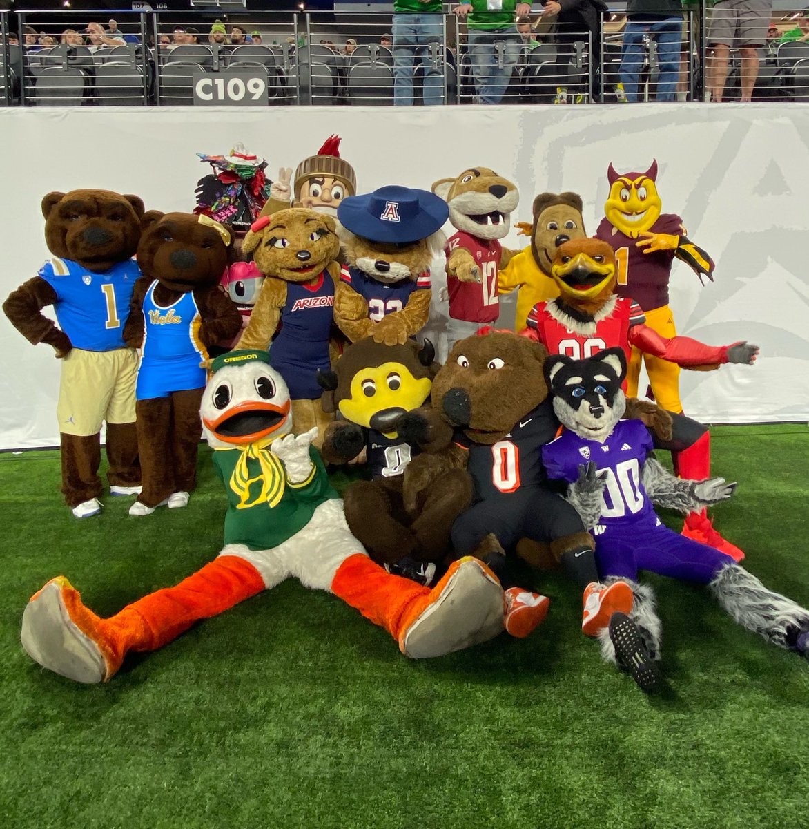 AcropolisJr's tweet photo. This actually makes me terribly sad…

RIP PAC10 / PAC12.
Thank you for all the memories.. https://t.co/ZT2U2RidaT