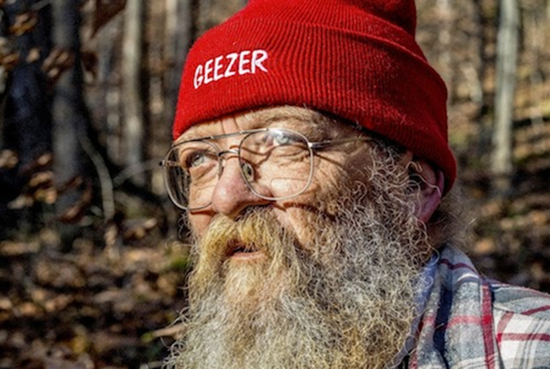 Gary Cantrell (a.k.a. Lazarus Lake), of Tennessee, has been inducted into the American Ultrarunning Hall of Fame as its 24th member. He has made a tremendous impact on the sport both in America and world-wide as a race director. ultrarunninghistory.com/hall-of-fame/g…
#bm100 <a href="/keithdunn/">Keith</a>