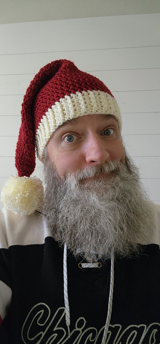 Happy #makermonday everyone.  This awesome hat was handmade for me by a local crafter... after the one she made me last year didn't make the fire.

Share what you make with us!