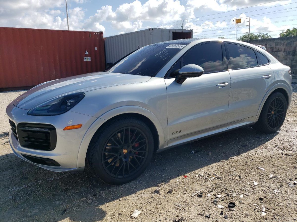 2022 Porsche Cayenne GTS Coupe AWD (CLEAN), 4.0L Twin-Turbo V8, Bid Now: $38250 ridesafely.com/en/used-car-au… #PorscheCayenne #CayenneGTS #ItsUpForAuction #buynow #autoauctions #AutoAuctions #AuctionCars #AuctionRides #HotAuctionAction #HowMuch