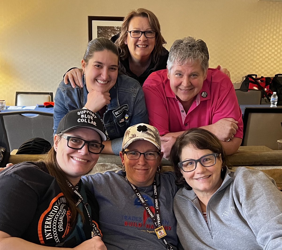 NEII_Tweets's tweet photo. This weekend, members of NEII's DEI team attended the @NABTU_TWBN  conference. Having the opportunity to honor &amp; learn from the women of the @IUEC makes our efforts to increase the number of women who support their families by working in the elevator industry so meaningful. https://t.co/LxGUil1BSK