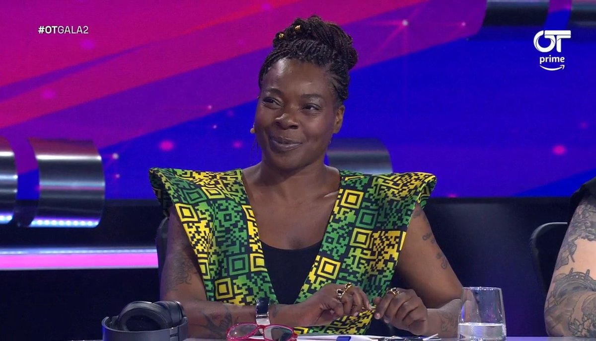 _elhoy_'s tweet photo. Buika: Rubita tu como te llamas?

Denna: Me llamo Denna

Buika: Una condena ha sido tener que ver tu actuación estas nominada  

 #OTGala2 https://t.co/Ot2oqGhnIY