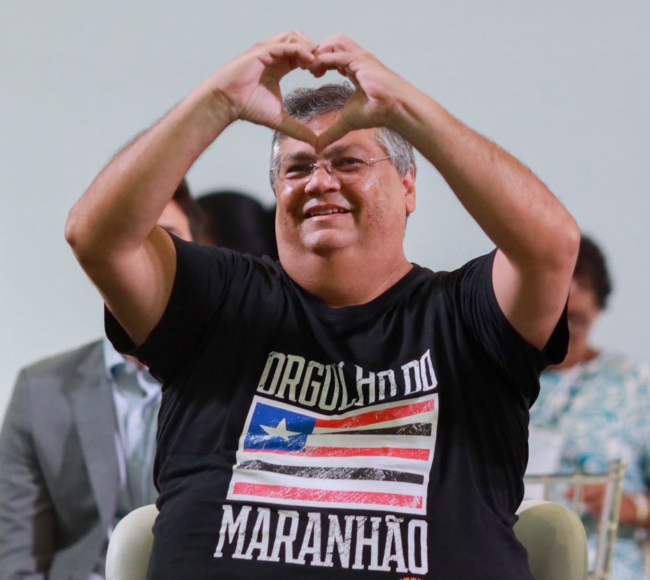 Eu descobri que cada vez que escrevo #DinoNoSTFSim, um bolsonarista passa a noite sem dormir.

Quem não comentar vai sonhar com bolsonaro.