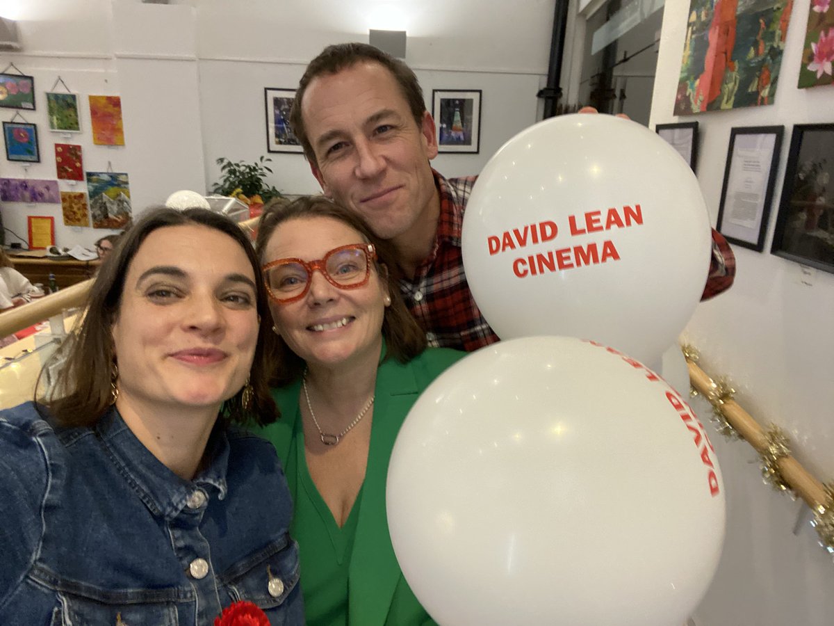 Wonderful quiz at The David Lean Cinema and great discussions with @TobiasMenzies and Joanna scanlon about the need for more Labour councillors on Bromley Council!! 🌹🌹 vote on Thursday!!