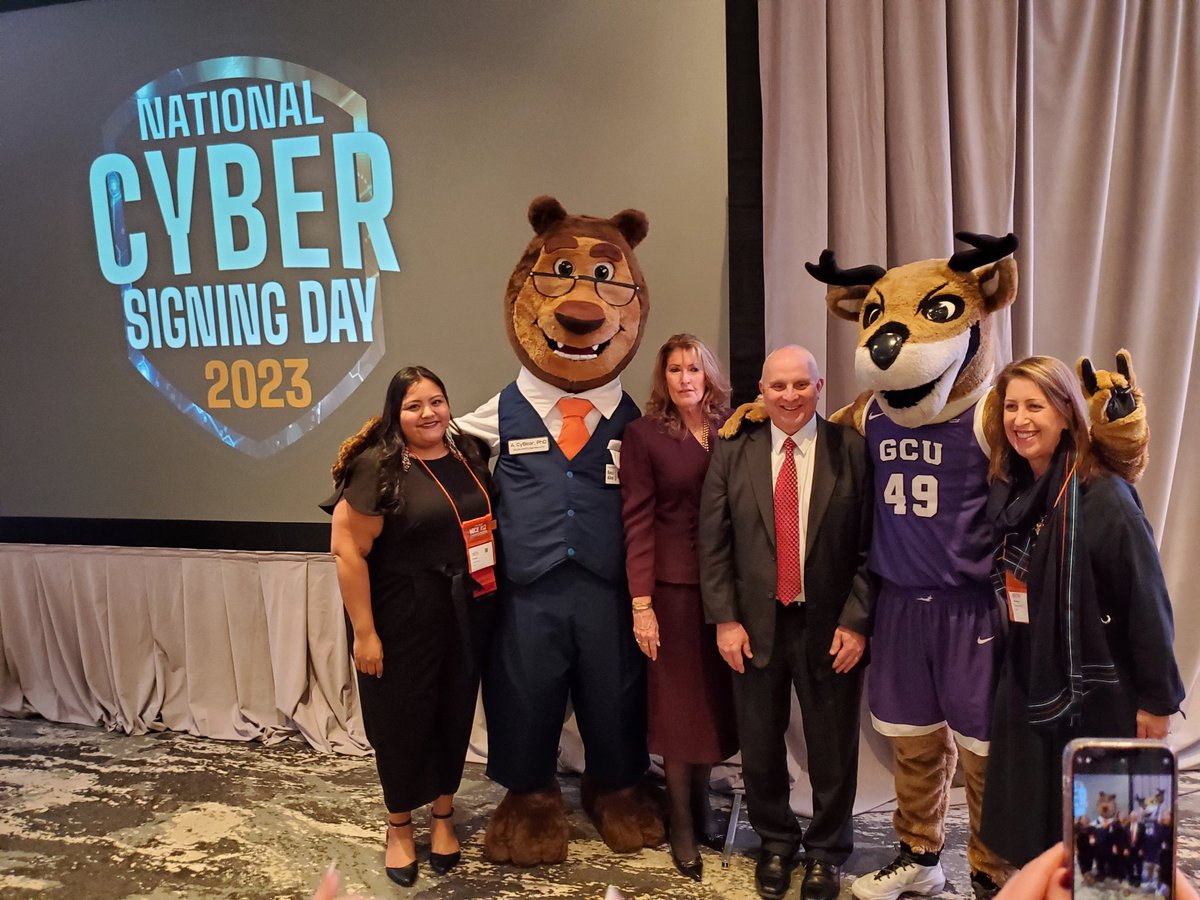 theCyBears tweet media