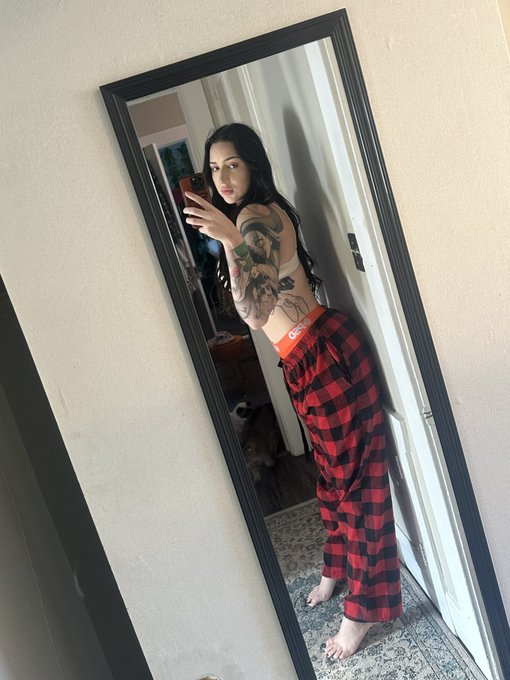 I&rsquo;m sad today so if you have anything nice to say to me, please do 🥹 https://t.co/B07viOt8An<a href="/tag/newprofilepic"class="tags"><span>#newprofilepic</span></a>
