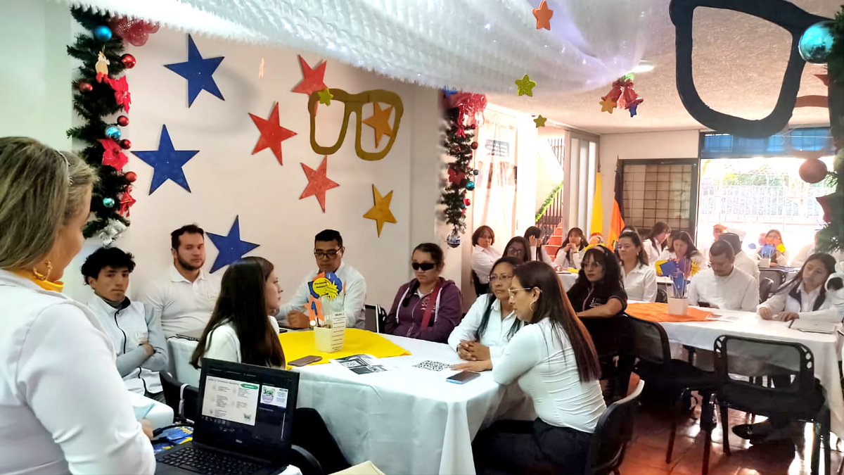 AngelicaUmanaC's tweet photo. @ElOIRdelaRegion Con los lentes del pensamiento y liderazgo Unadista la Formación solidaria y la acción comunitaria,  El CEAD Chiquinquirá participa de la carpa dos Impronta Unadist  Campamento @ElOIRdelaRegion  en la #ZCBOYesUNADenTerritorio 
@UNAD_ZCBOY @luzmarthav
💙🧡💛 https://t.co/i7W9Dc0FSh