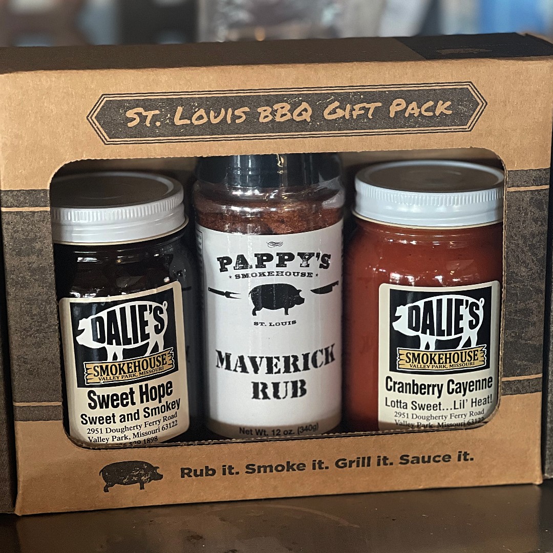 ✓ Gift cards 🎅 ✓ Gift packs 🎁 Something for all the BBQ enthusiasts on your list! Available at the register! For every $50 you purchase in gift cards, receive a $10 bonus! #bbqgifts #daliessmokehouse #shoplocal #eatlocal
