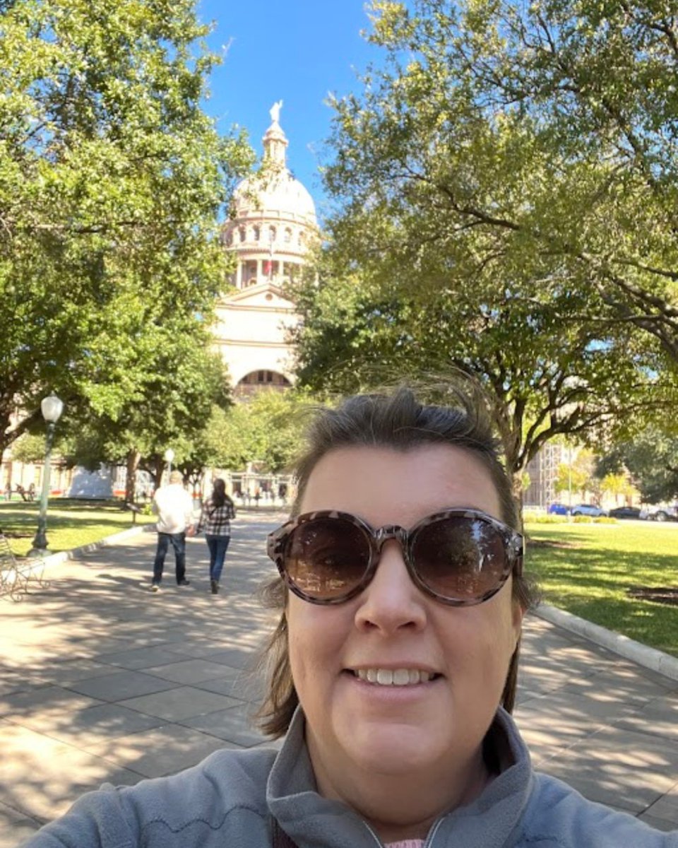 FDAServicesInc's tweet image. FDAS is bringing next-level fun vibes to Austin at the @TheADSO Next Level Conference! What an unforgettable experience!

#ADSOAustin #NextLevelFun #FloridaDentists #DentistInsurance #Wevegotyourback